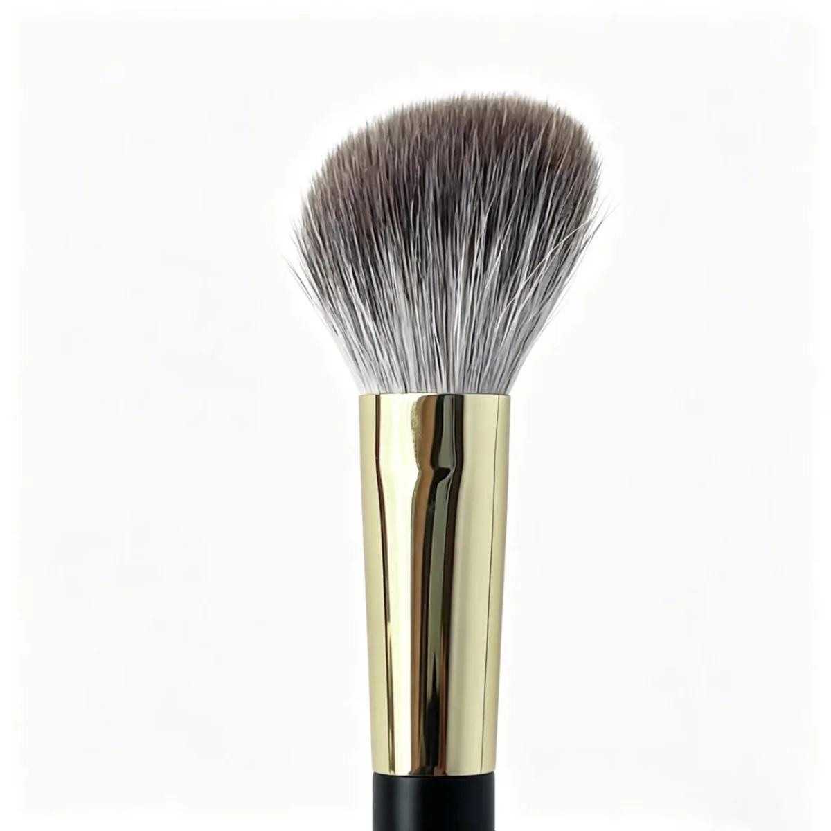 Angled contour brush head detail